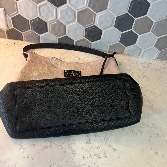 Kate Spade Black and Cream Hobo Bag with Geometric Design - Picture 5 of 5